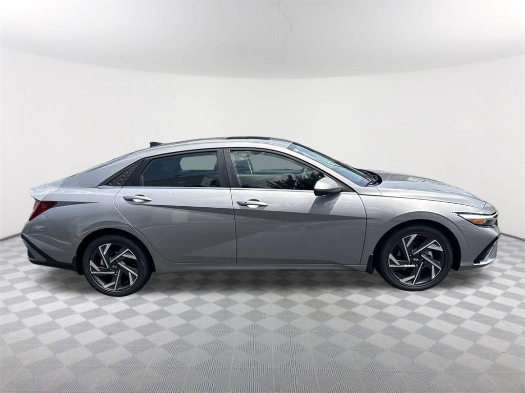 new 2025 Hyundai Elantra car, priced at $25,905