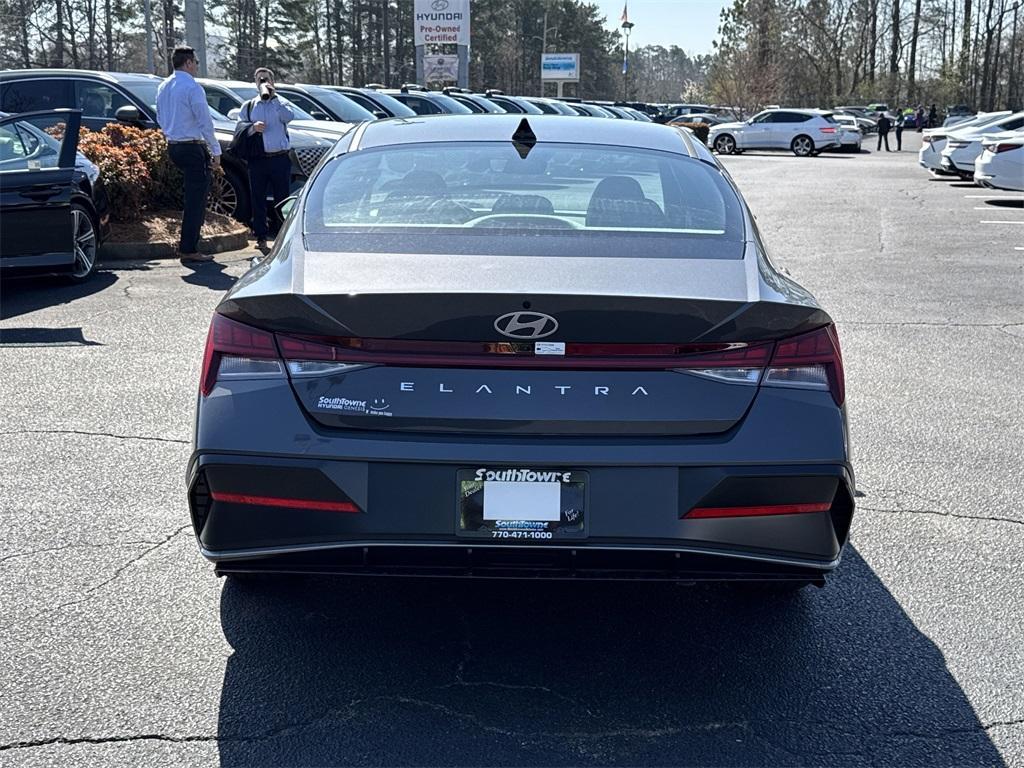 new 2025 Hyundai Elantra car, priced at $25,495
