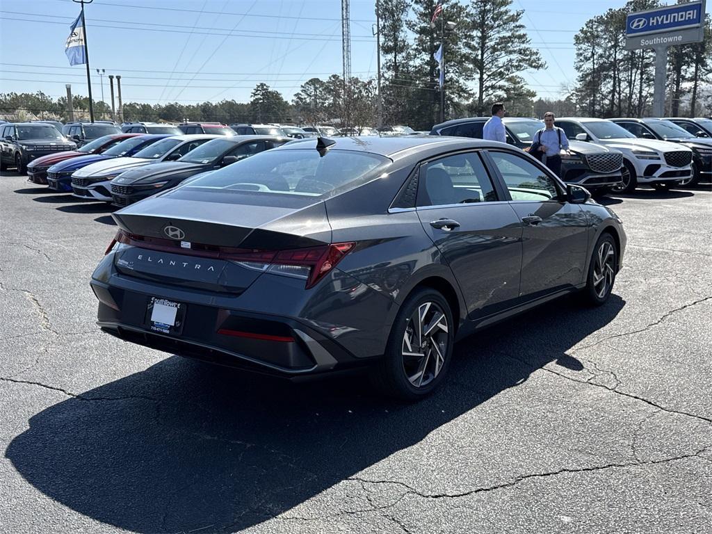 new 2025 Hyundai Elantra car, priced at $25,495