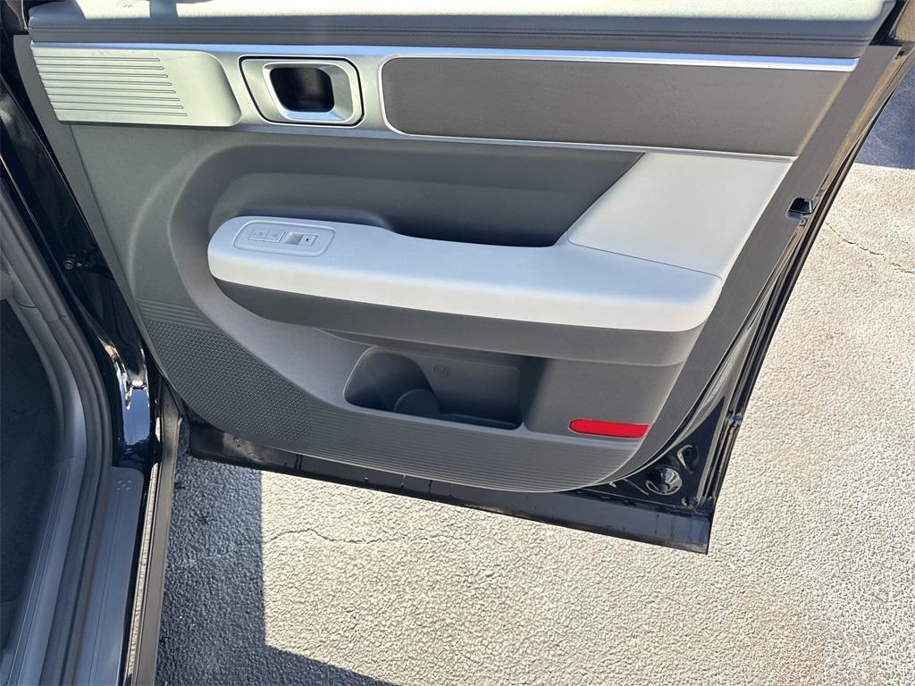 used 2024 Hyundai Santa Fe car, priced at $28,992