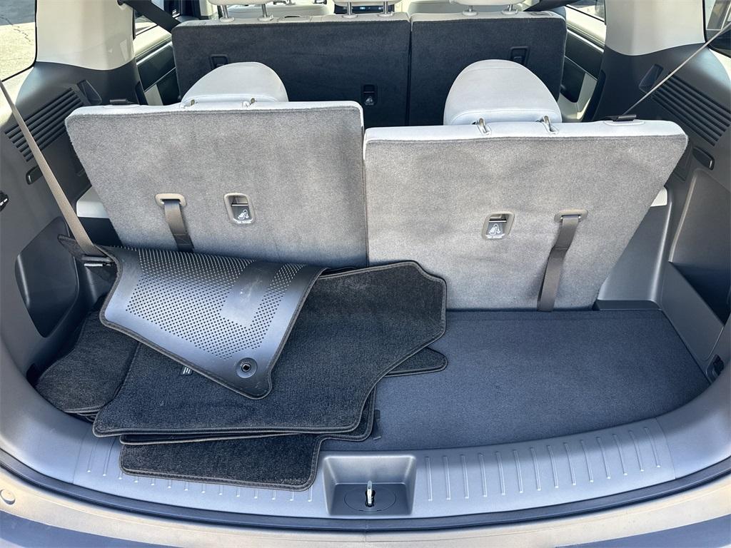 used 2024 Hyundai Santa Fe car, priced at $28,992