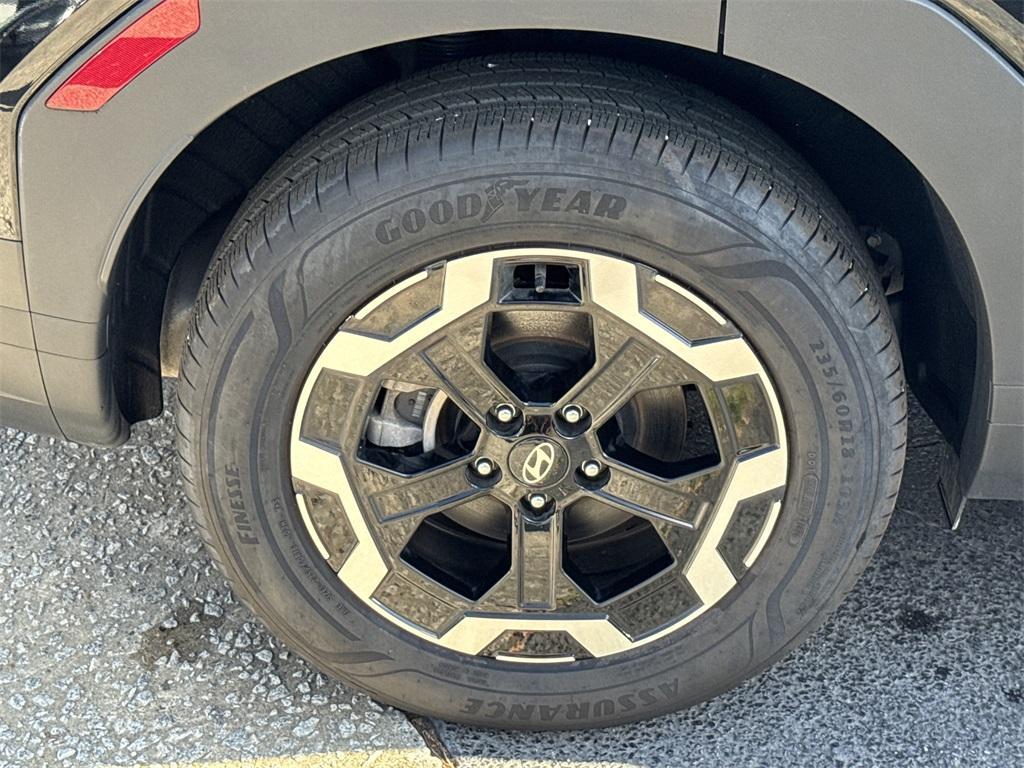 used 2024 Hyundai Santa Fe car, priced at $28,992