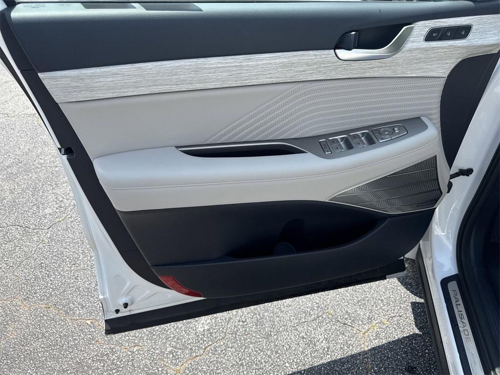 new 2025 Hyundai Palisade car, priced at $51,425