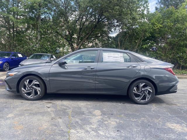 new 2024 Hyundai Elantra car, priced at $25,685