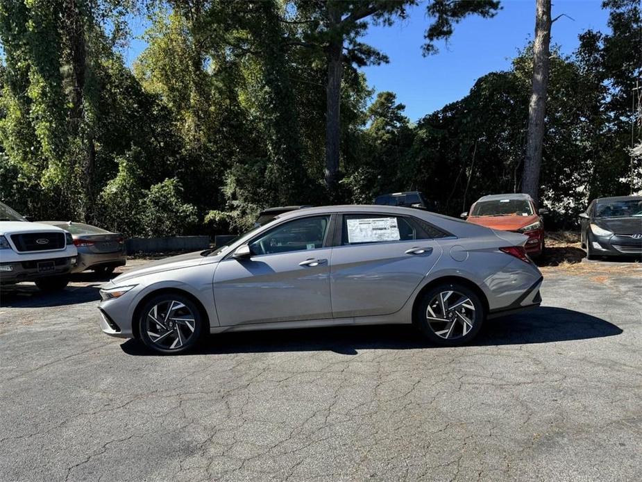 new 2025 Hyundai Elantra car, priced at $26,020