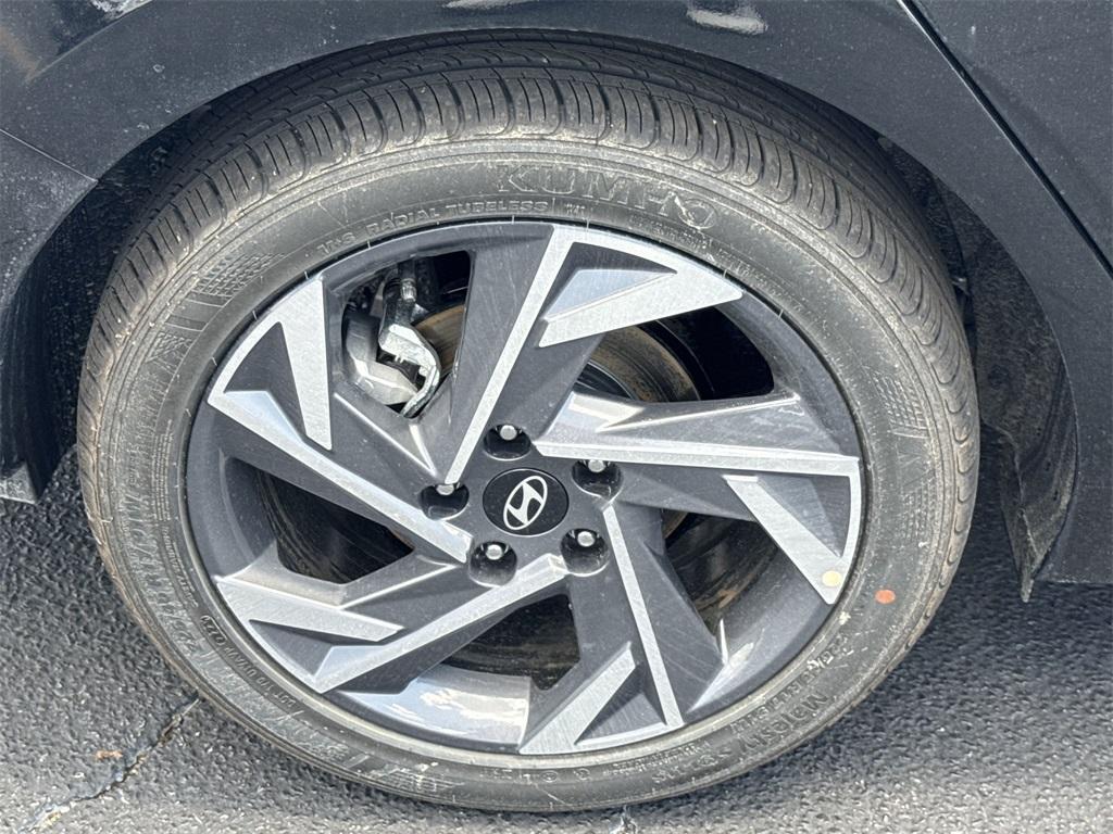 new 2025 Hyundai Elantra car, priced at $23,375