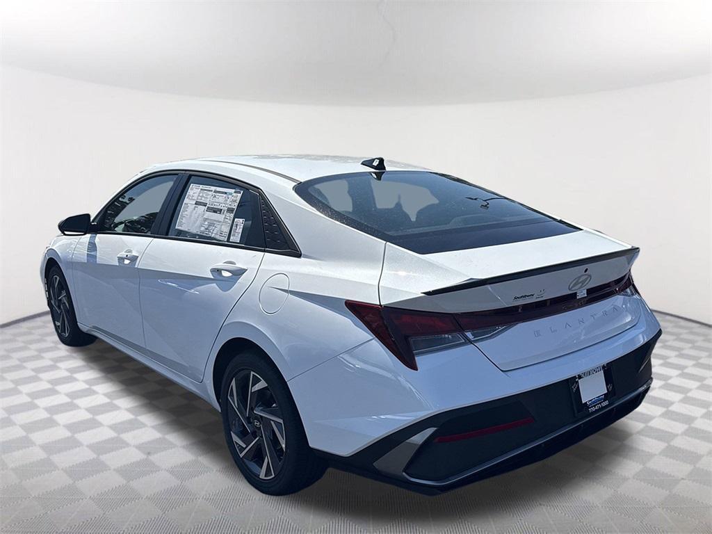 new 2025 Hyundai Elantra car, priced at $23,915