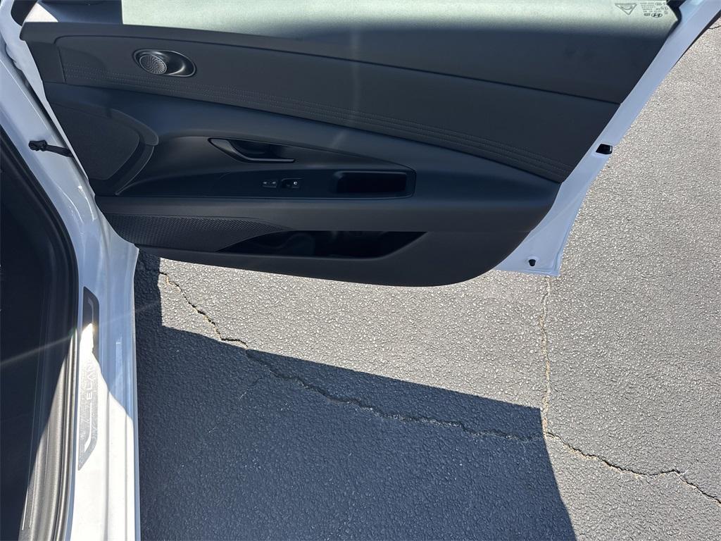 new 2025 Hyundai Elantra car, priced at $23,915