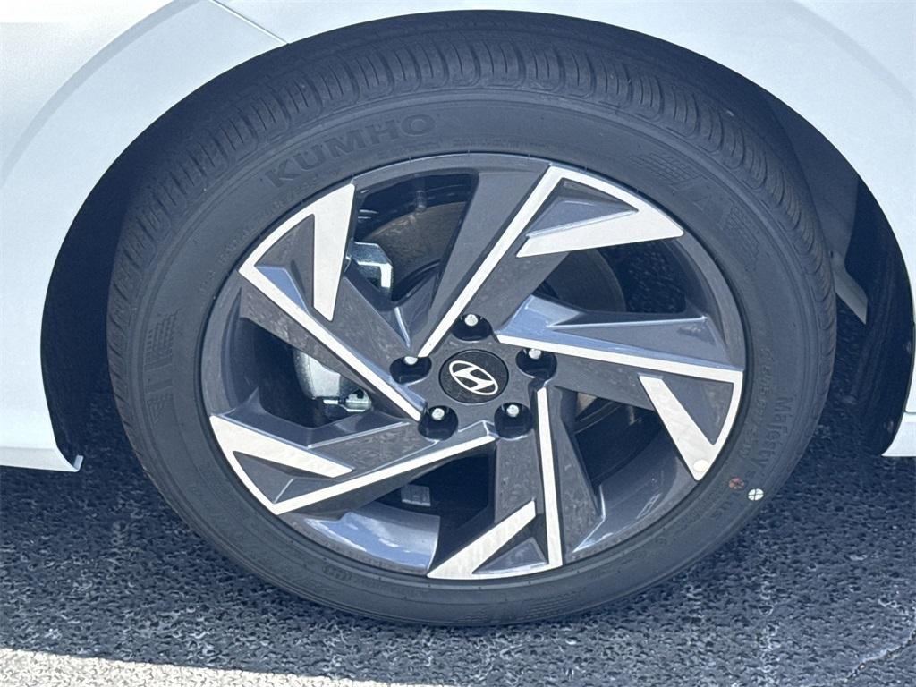 new 2025 Hyundai Elantra car, priced at $23,875