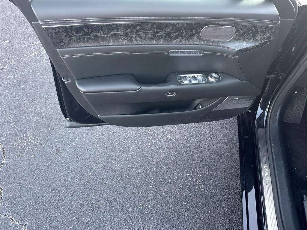 used 2024 Genesis G90 car, priced at $62,981