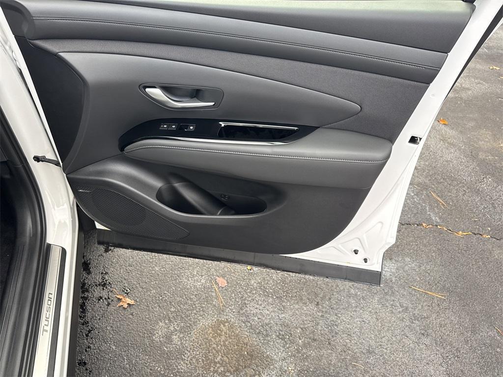 new 2026 Hyundai Tucson car, priced at $43,595