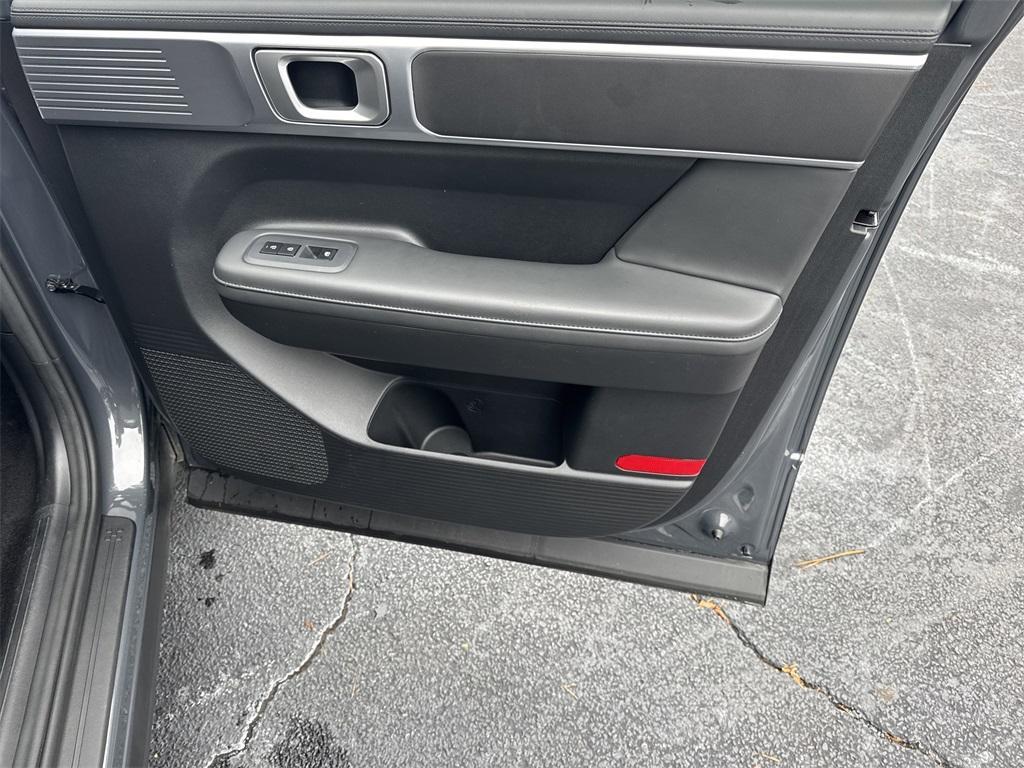 used 2025 Hyundai SANTA FE HEV car, priced at $32,991