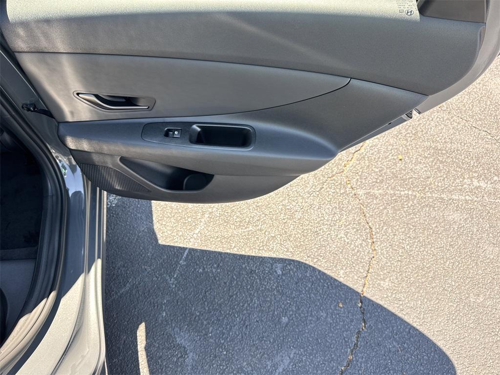 new 2025 Hyundai Elantra car, priced at $23,415