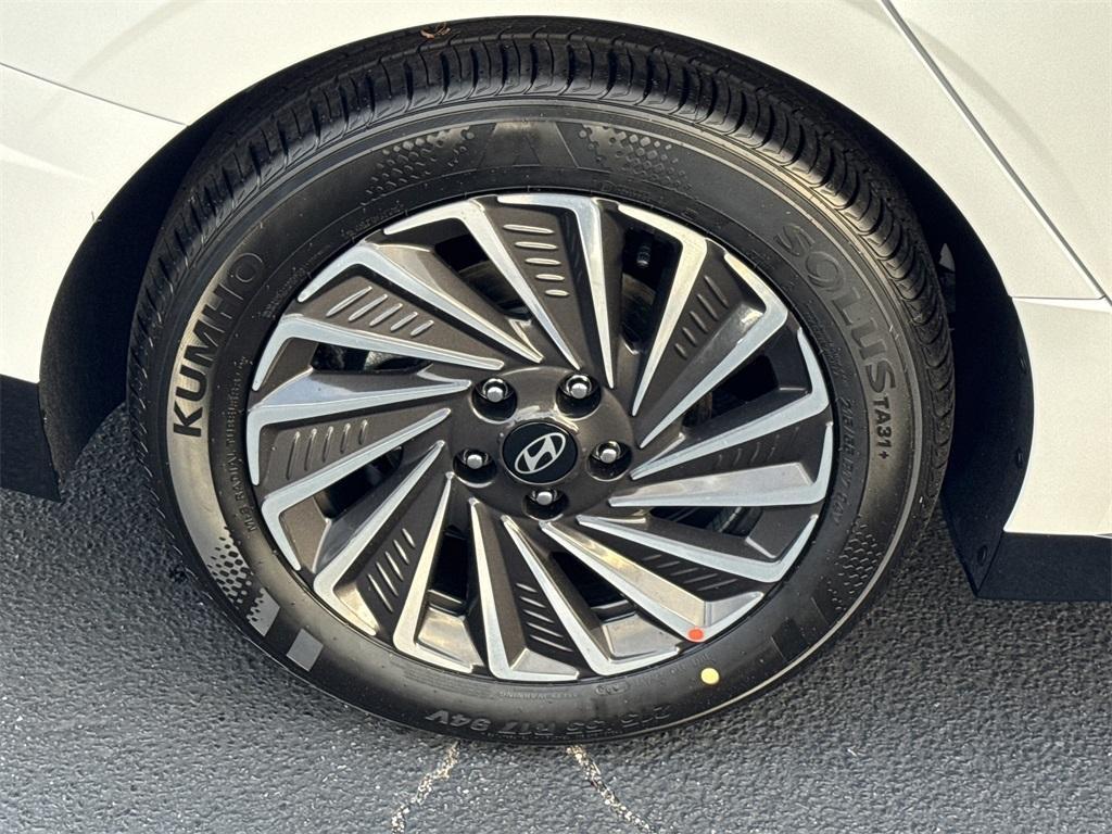 new 2026 Hyundai Sonata Hybrid car, priced at $40,320