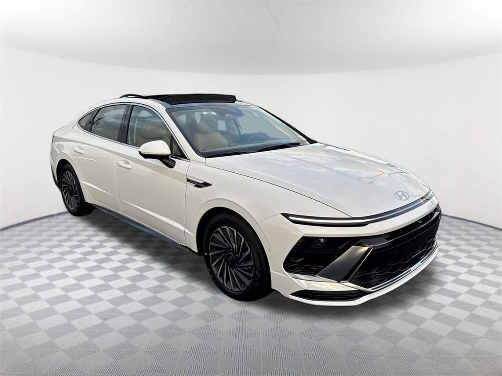 new 2026 Hyundai Sonata Hybrid car, priced at $40,320
