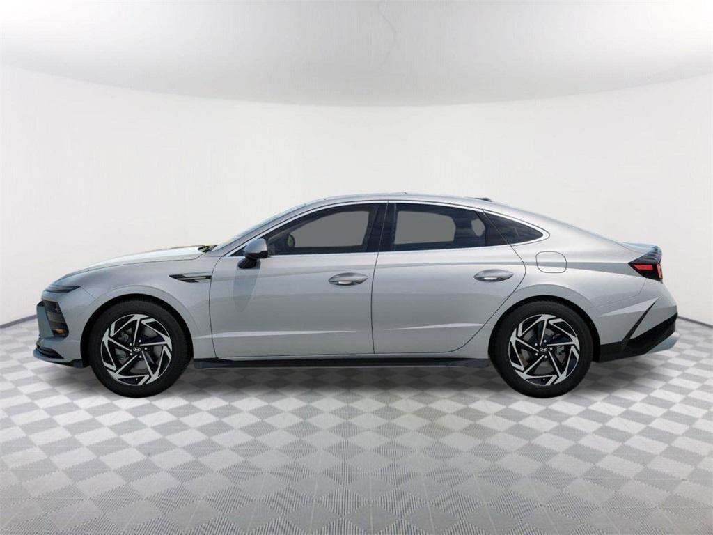 new 2025 Hyundai Sonata car, priced at $30,975