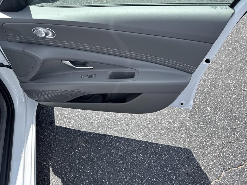 new 2025 Hyundai Elantra car, priced at $26,365
