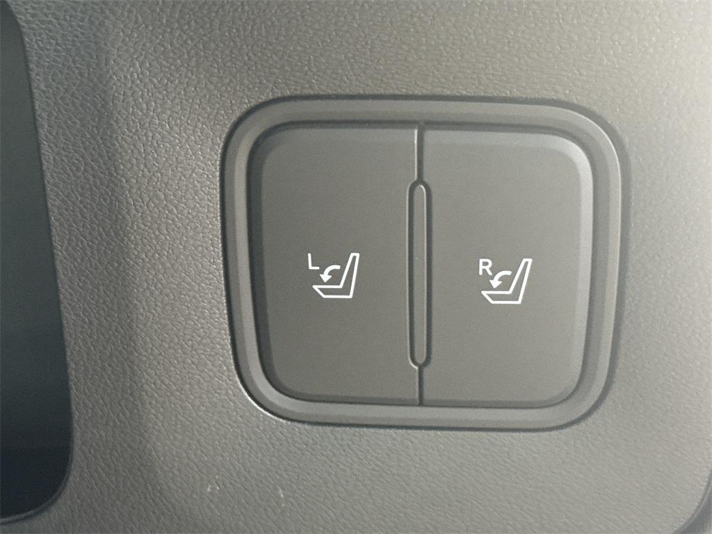 new 2026 Hyundai IONIQ 9 car, priced at $69,505