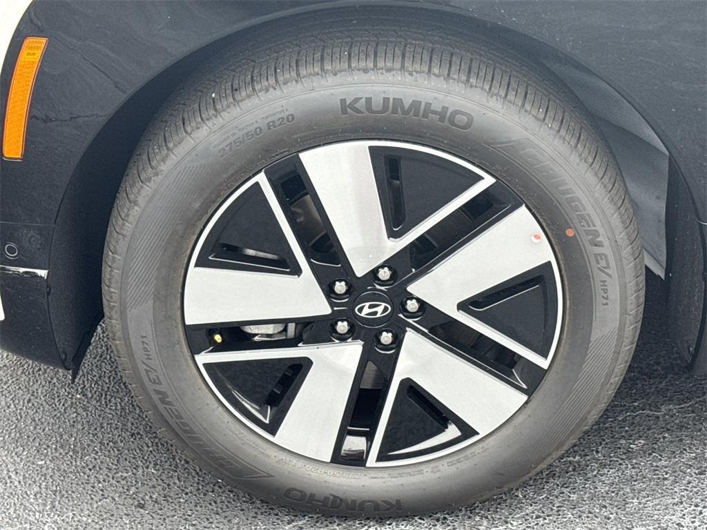 new 2026 Hyundai IONIQ 9 car, priced at $69,505