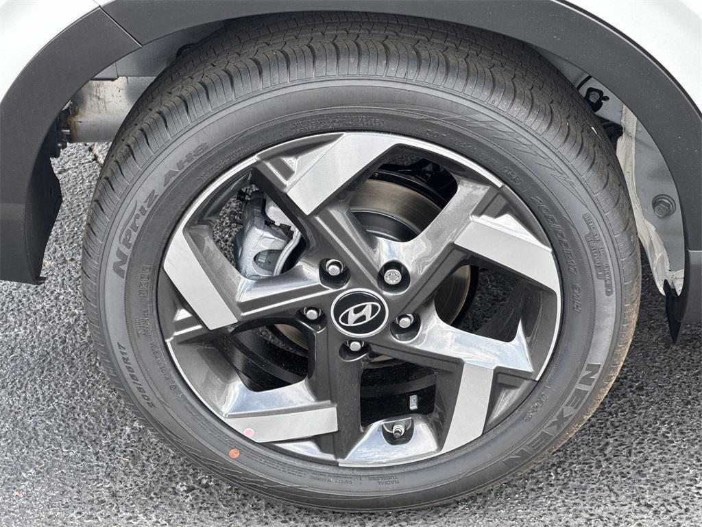 new 2025 Hyundai Venue car, priced at $24,070