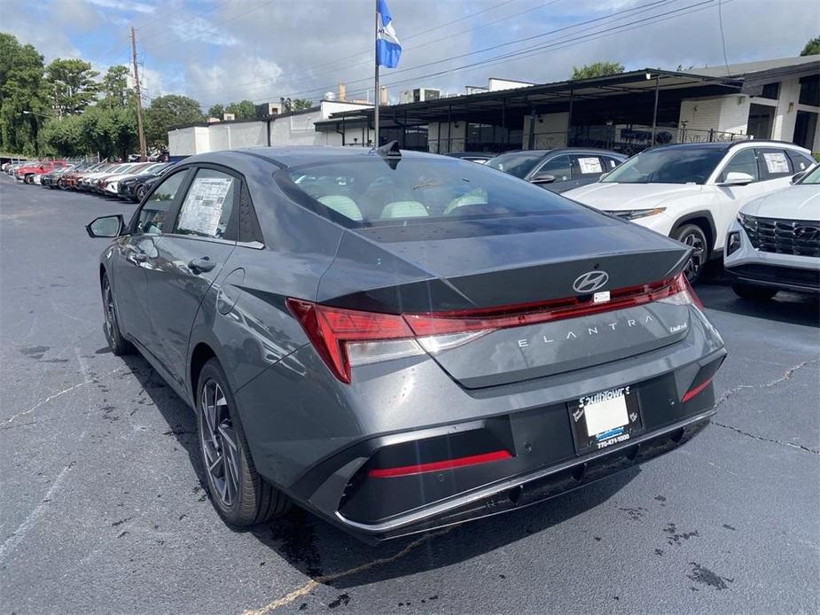 new 2024 Hyundai Elantra car, priced at $25,719