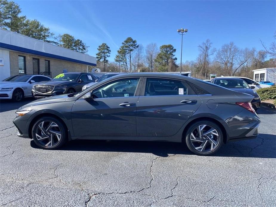 new 2024 Hyundai Elantra HEV car, priced at $29,640