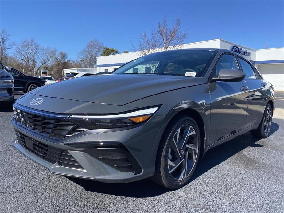 new 2024 Hyundai Elantra HEV car, priced at $29,640