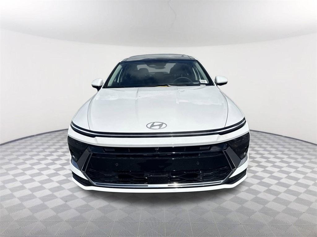 new 2025 Hyundai Sonata Hybrid car, priced at $38,250