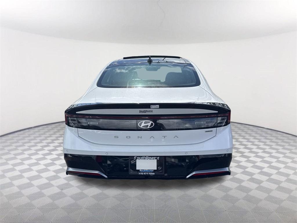 new 2025 Hyundai Sonata Hybrid car, priced at $38,250