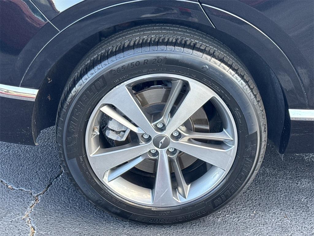 used 2021 Genesis GV80 car, priced at $32,991