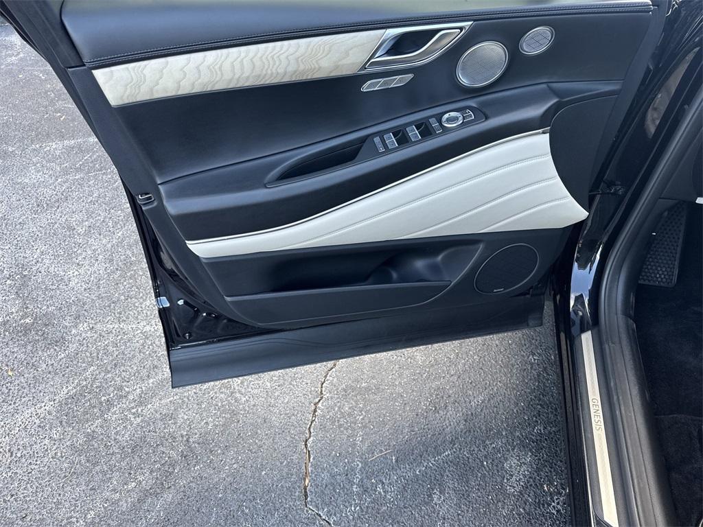 used 2021 Genesis GV80 car, priced at $32,991