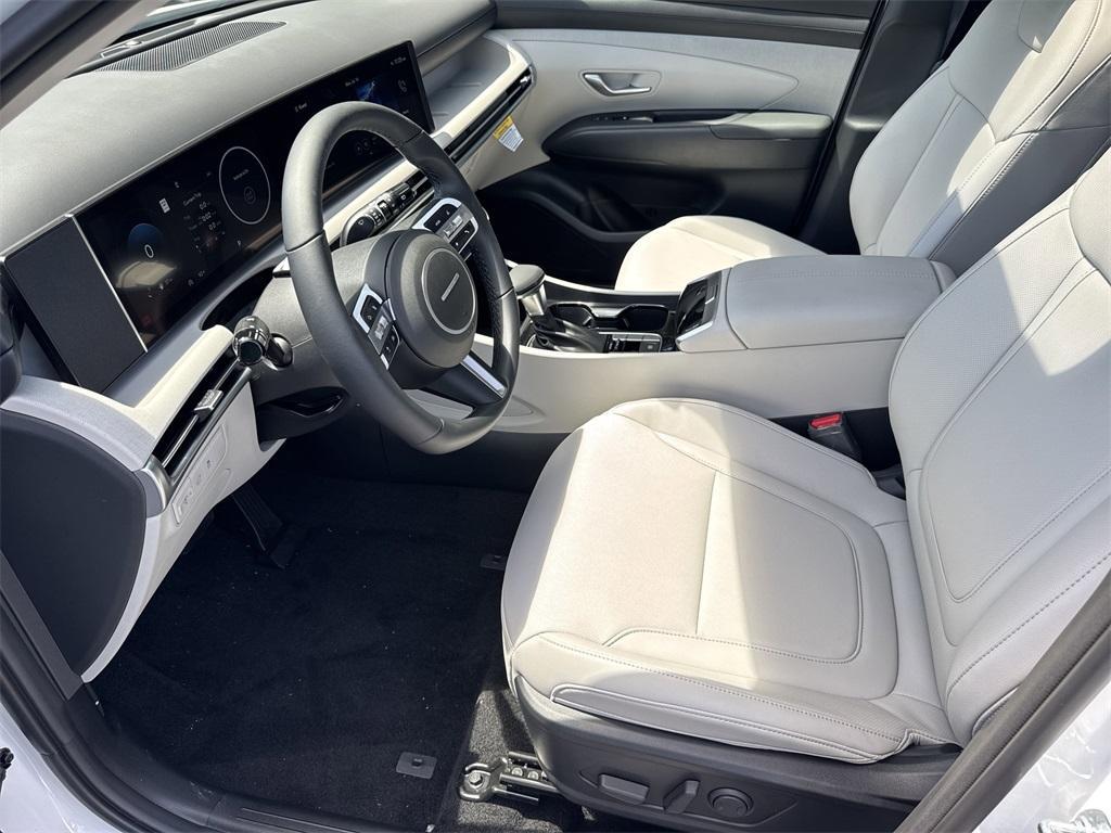 new 2025 Hyundai Tucson car, priced at $33,700