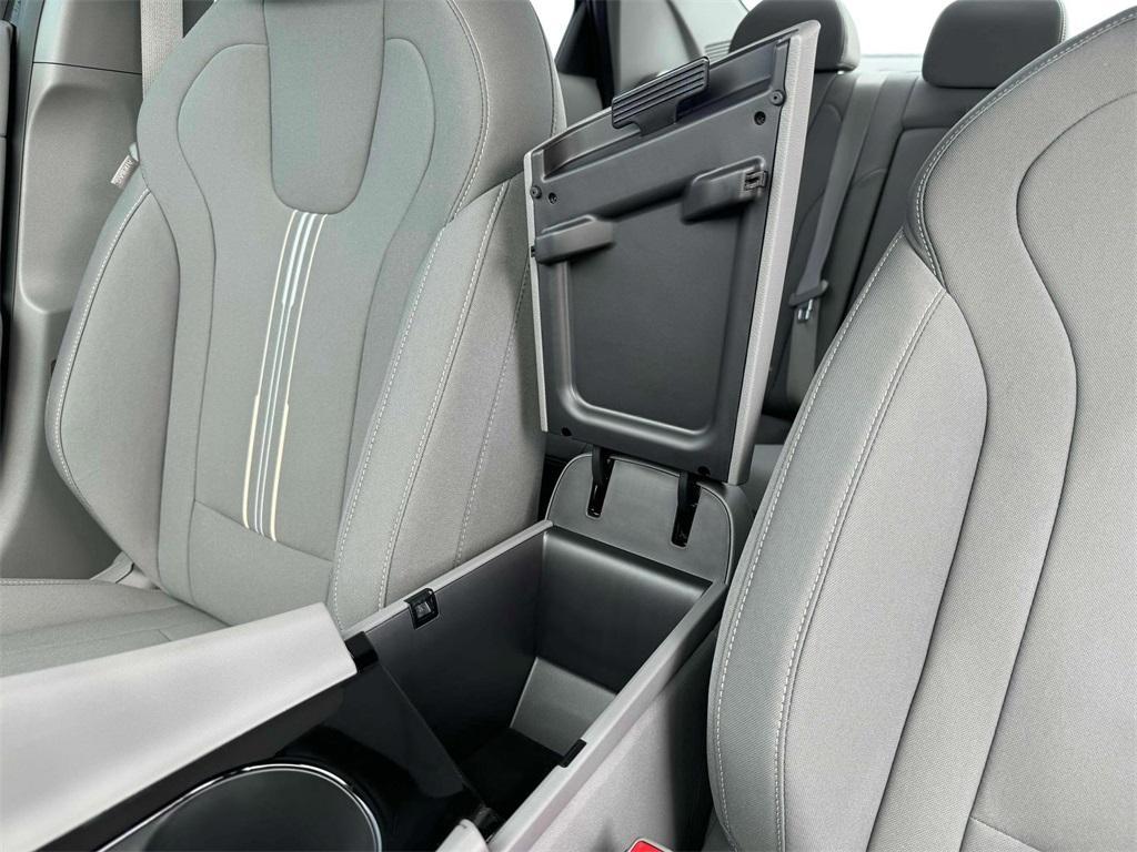 new 2025 Hyundai Elantra car, priced at $25,270