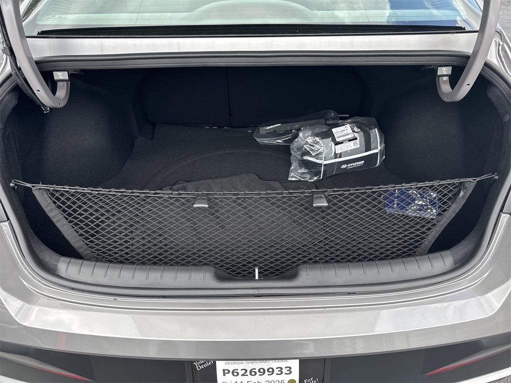 new 2025 Hyundai Elantra car, priced at $25,270