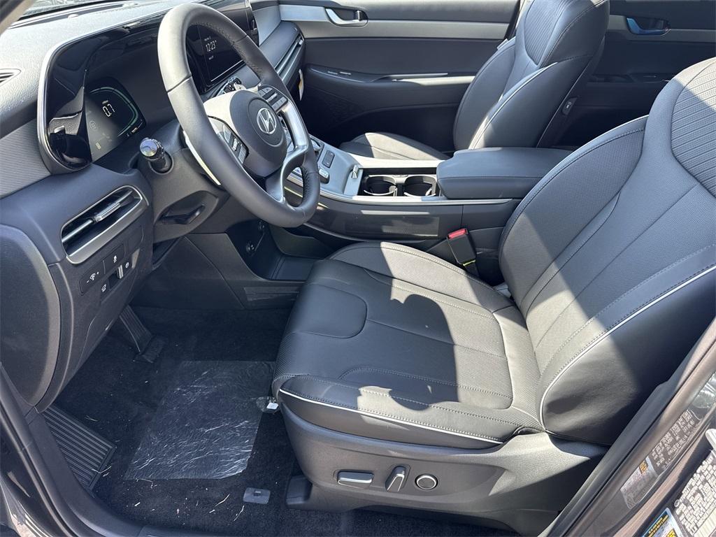 new 2025 Hyundai Palisade car, priced at $43,240