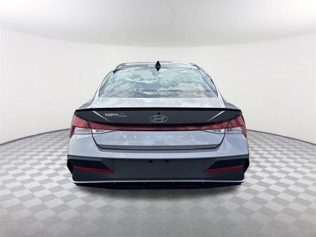 new 2025 Hyundai Elantra car, priced at $23,415