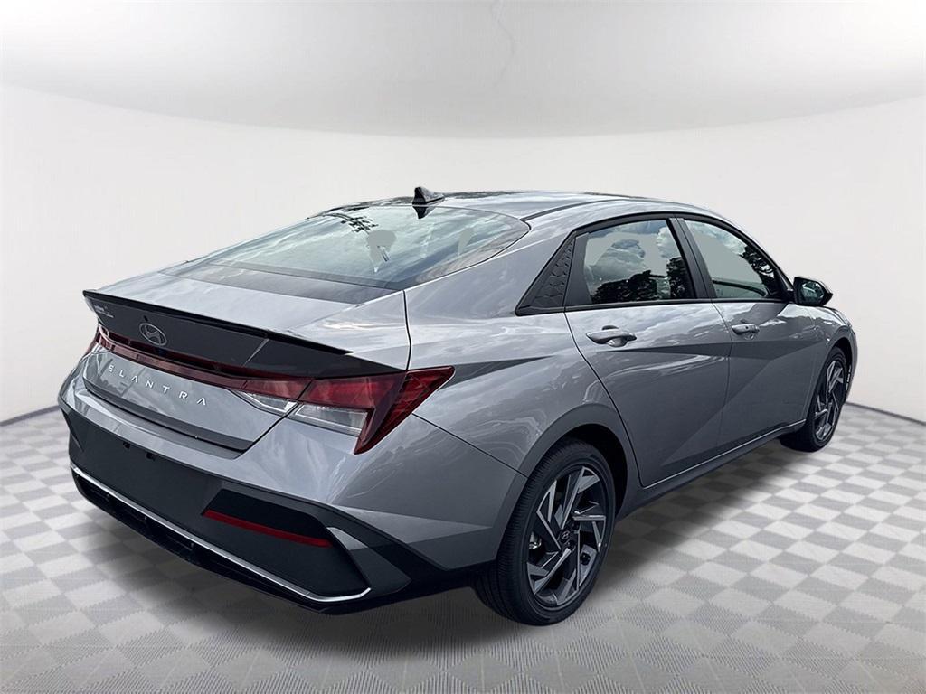 new 2025 Hyundai Elantra car, priced at $23,415