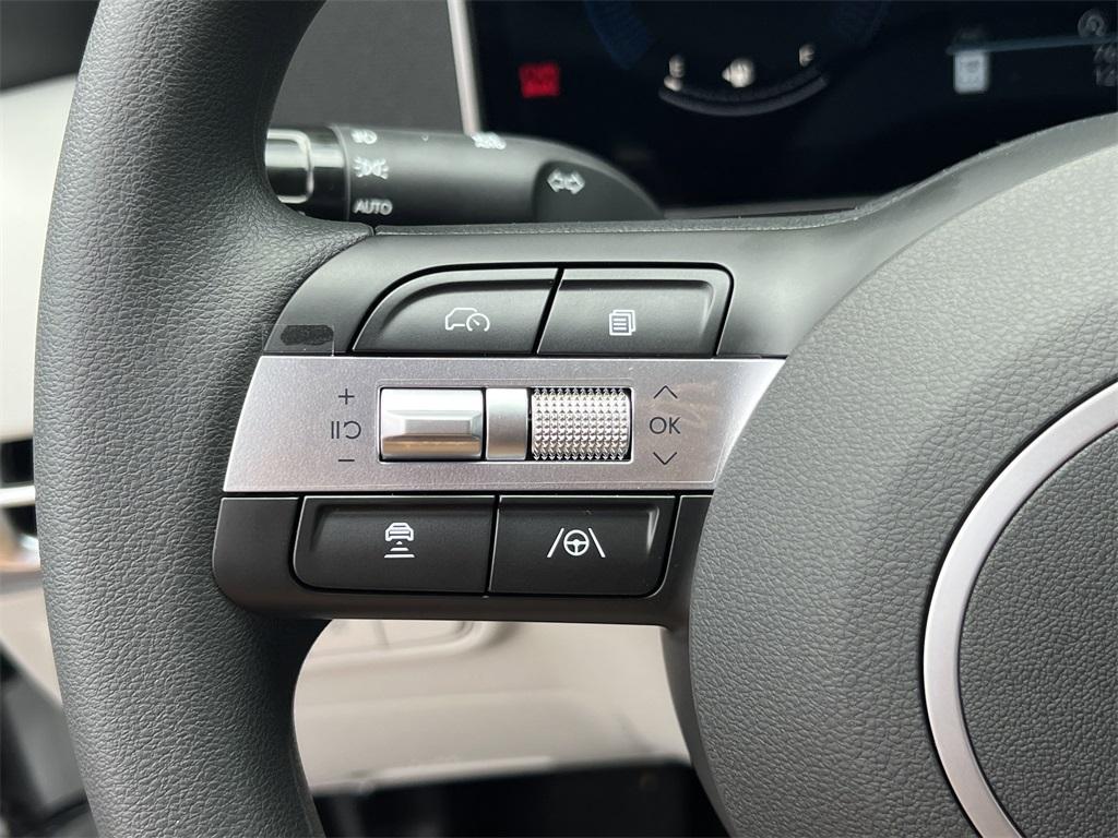 new 2025 Hyundai Tucson car, priced at $30,925