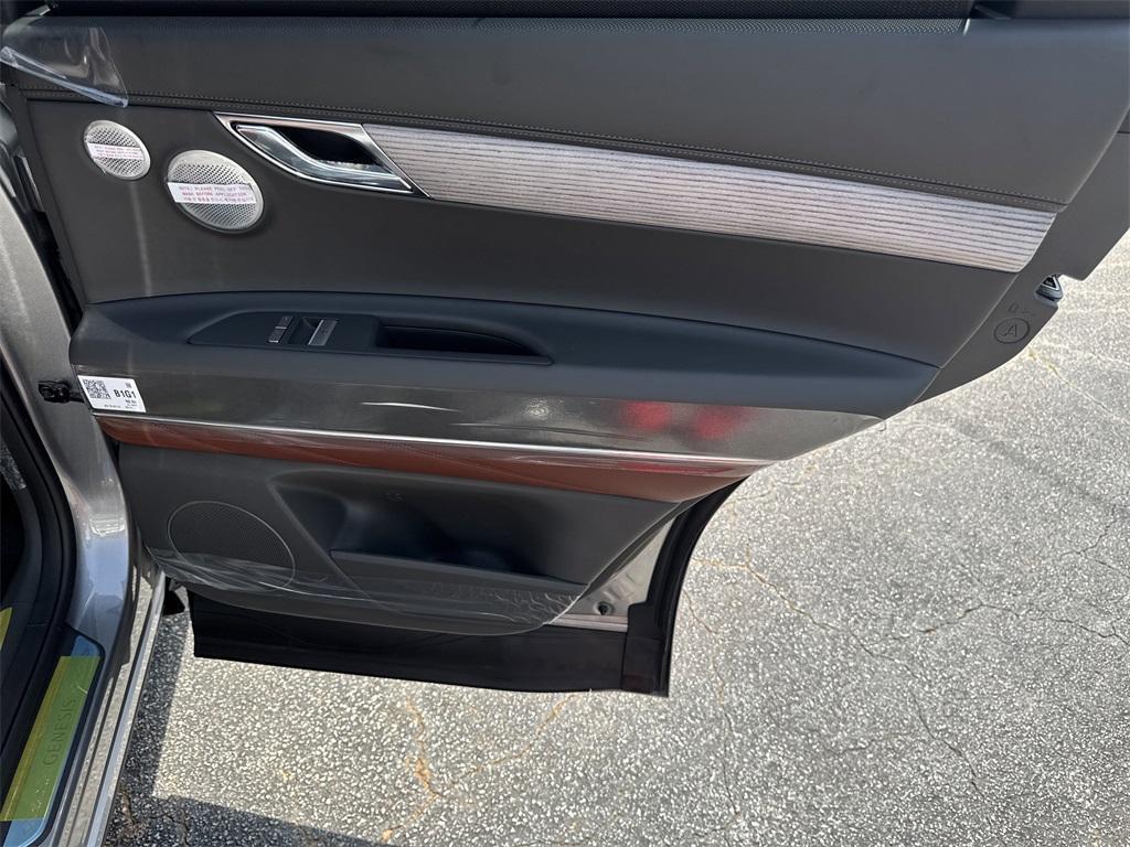 new 2025 Genesis GV80 car, priced at $79,885