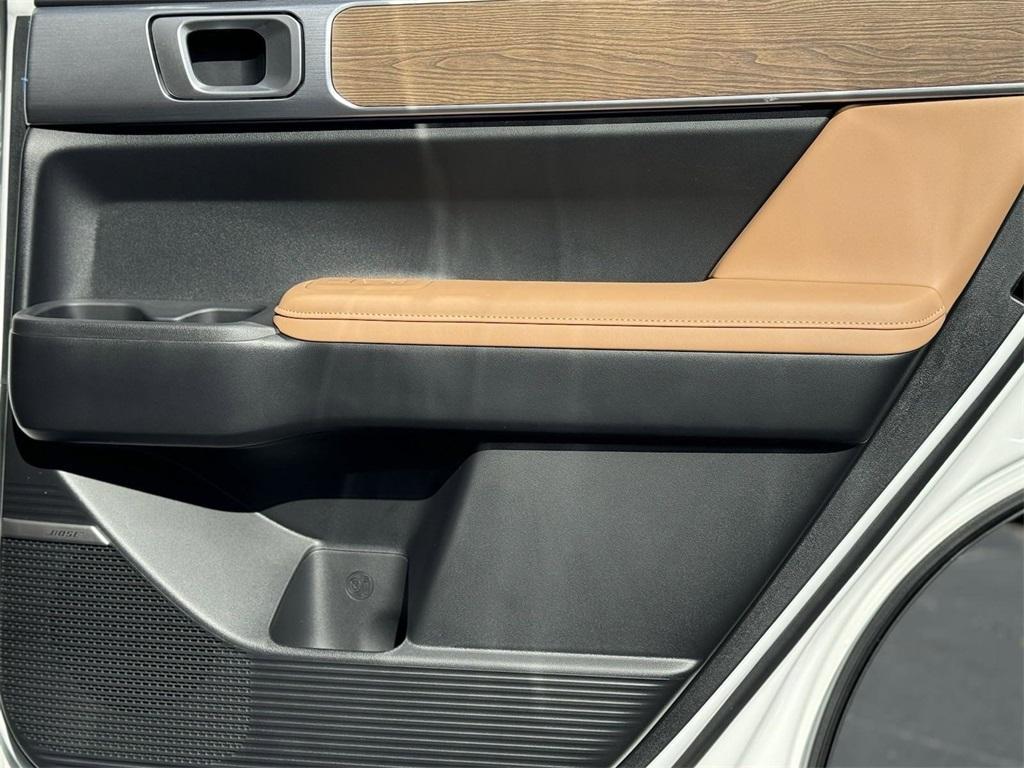new 2025 Hyundai Santa Fe car, priced at $43,110