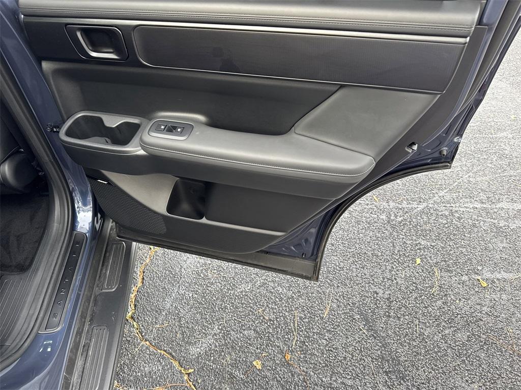 used 2025 Hyundai SANTA FE HEV car, priced at $41,591