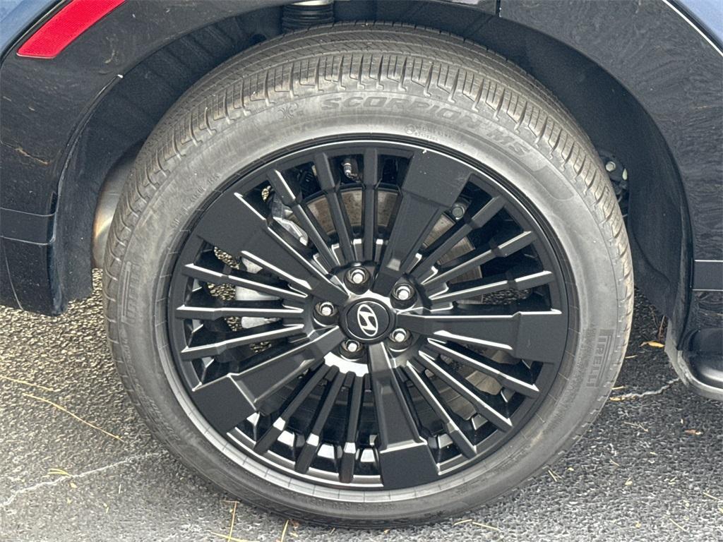 used 2025 Hyundai SANTA FE HEV car, priced at $41,591