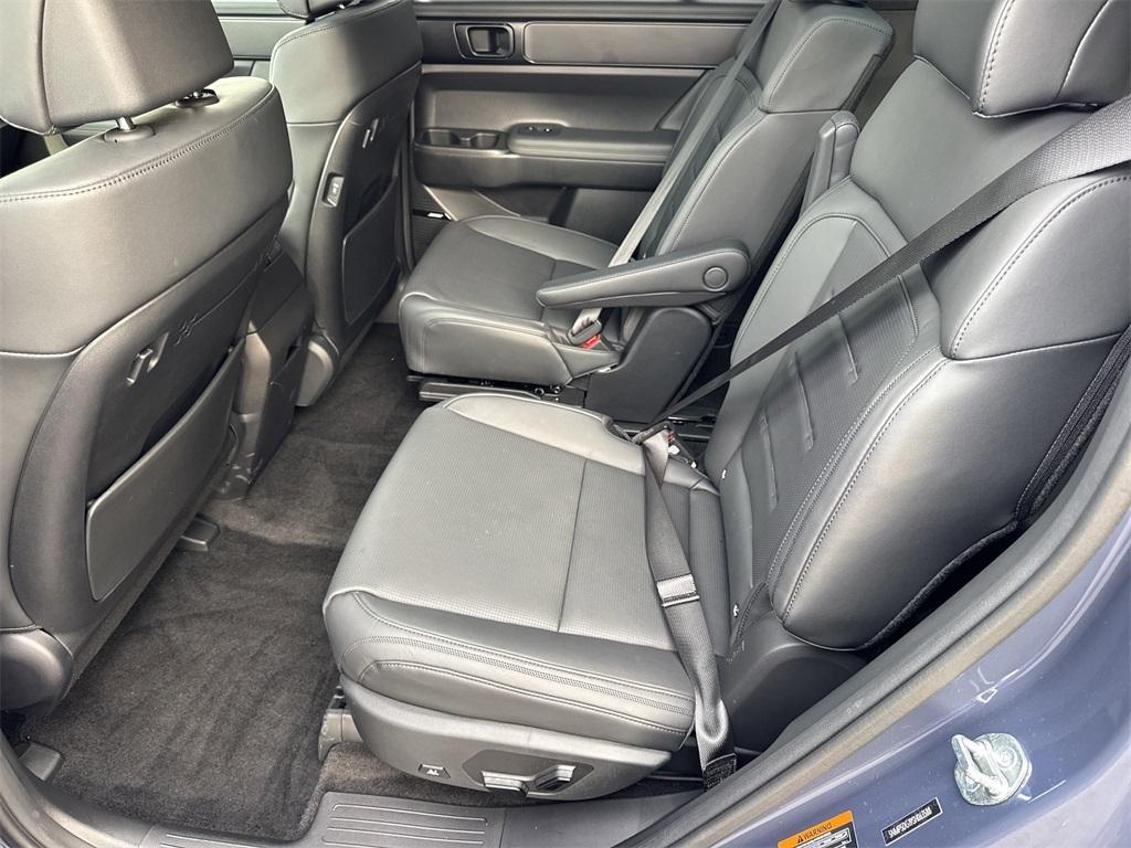 used 2025 Hyundai SANTA FE HEV car, priced at $41,591