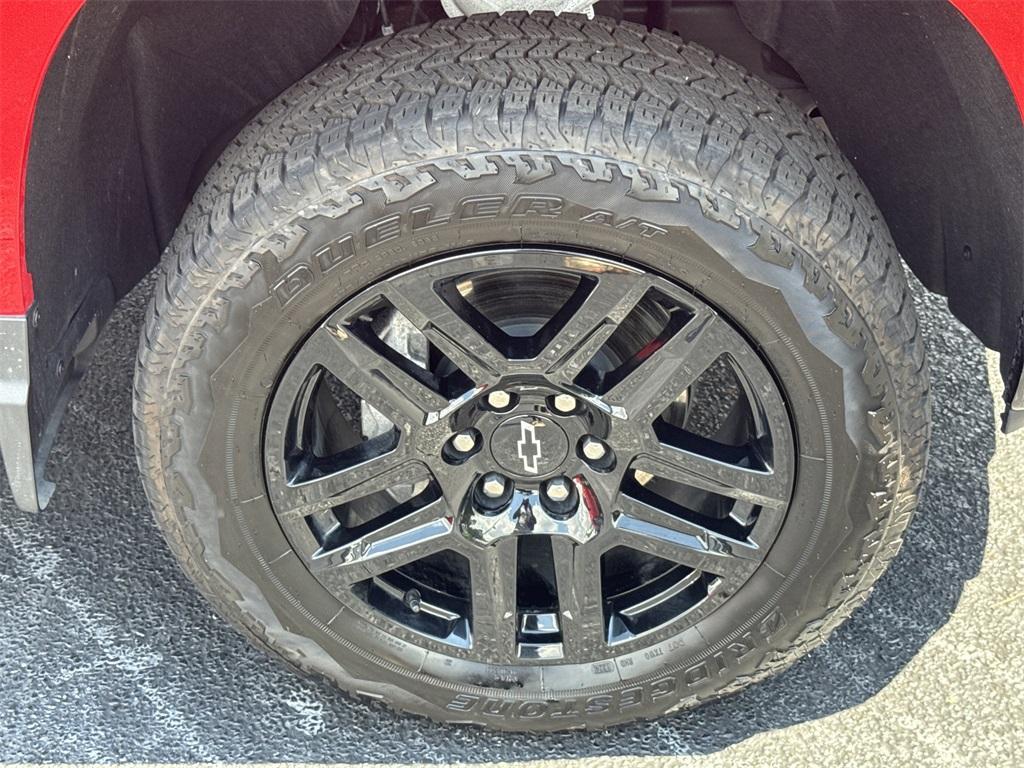 used 2024 Chevrolet Silverado 1500 car, priced at $44,892