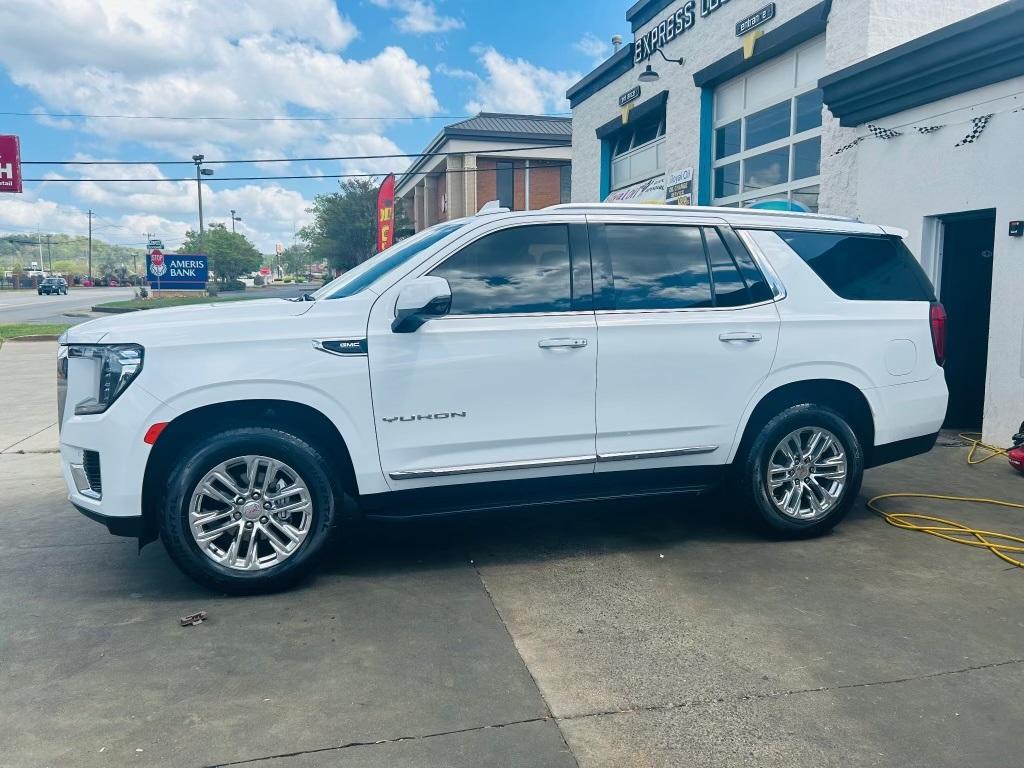 used 2022 GMC Yukon car, priced at $40,692