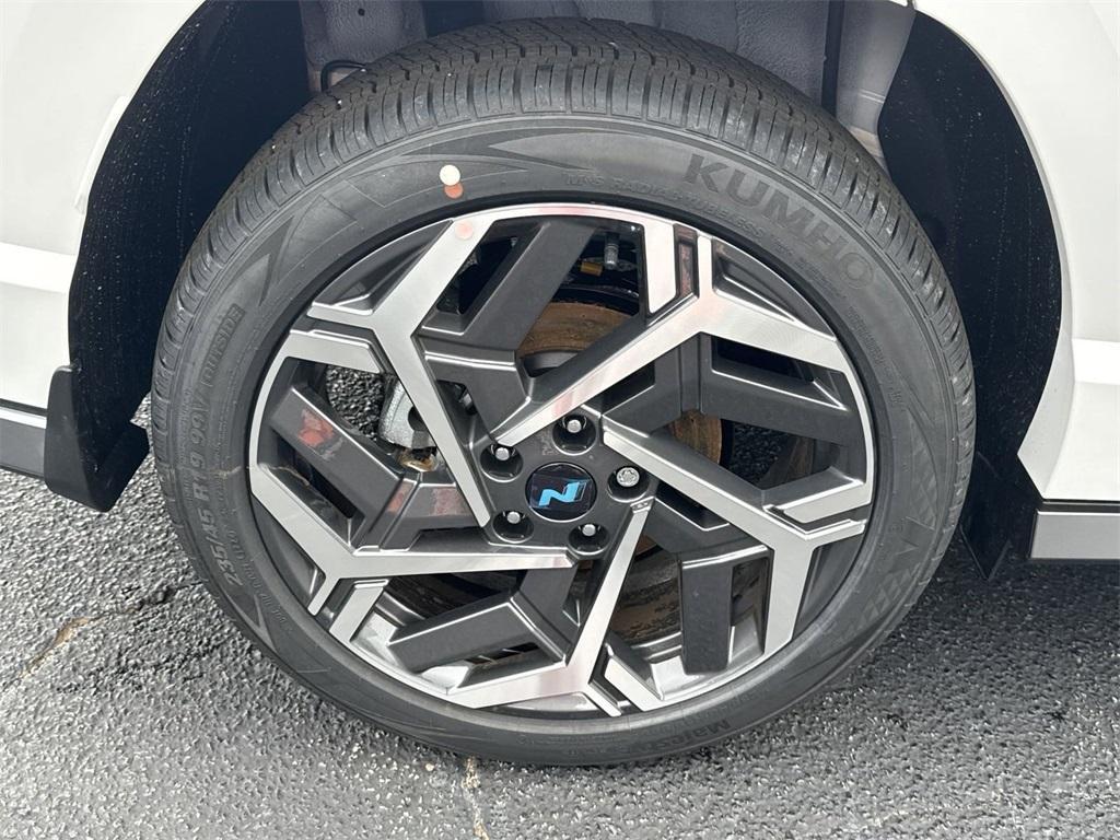 new 2025 Hyundai Kona car, priced at $29,505