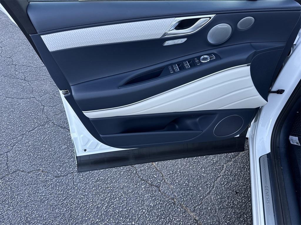new 2026 Genesis GV80 car, priced at $84,945