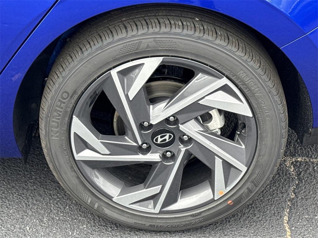 new 2025 Hyundai Elantra car, priced at $23,355