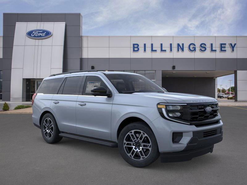 new 2025 Ford Expedition car, priced at $70,275
