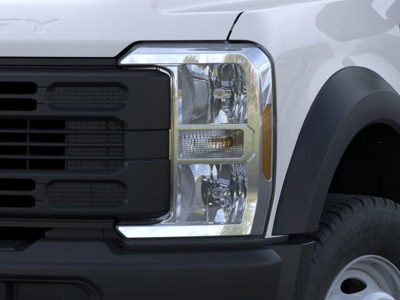 new 2025 Ford F-450 car, priced at $62,690